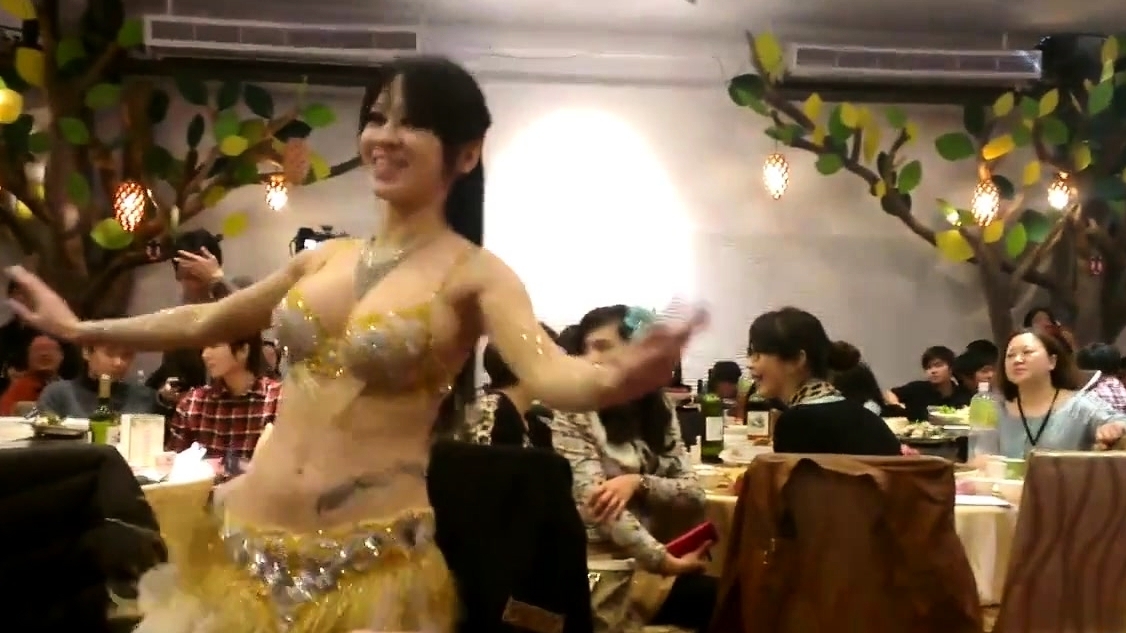 Free High Defenition Mobile Porn Video - Sexy Asian Belly Dancer Shake Her  Slut Boobs - - HD21.com